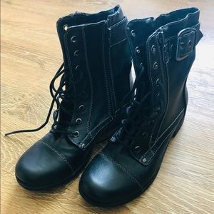 NEW Guess Combat Boots